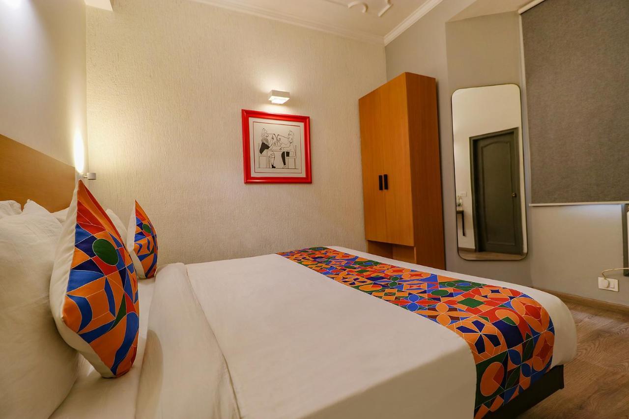 Fabhotel Lord Inn New Delhi Exteriör bild