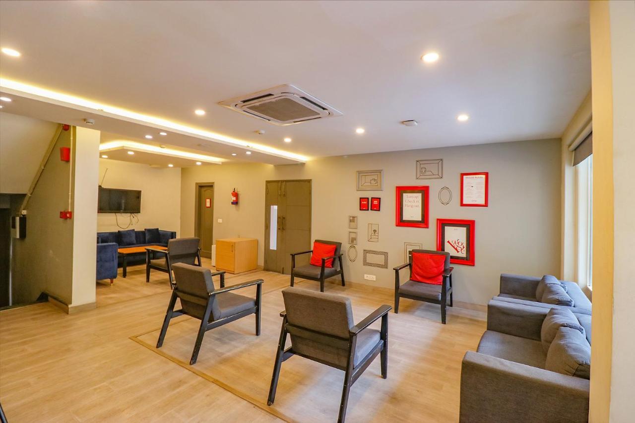 Fabhotel Lord Inn New Delhi Exteriör bild